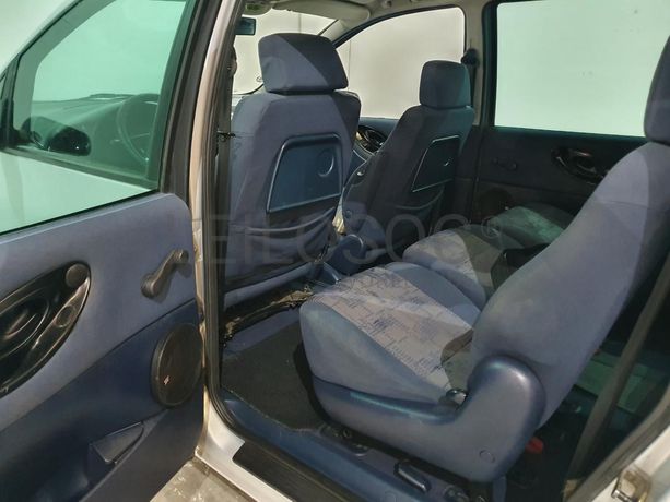 Volkswagen Sharan 1.9 TDI · Ano 1998