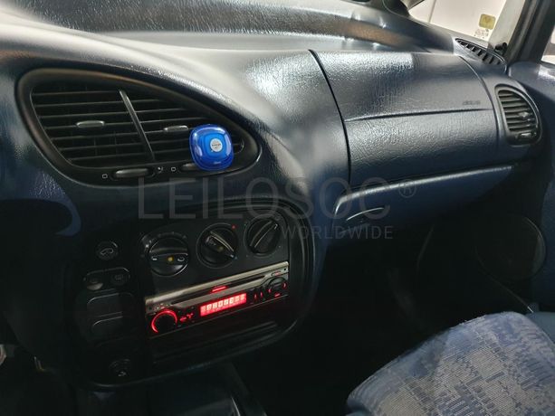 Volkswagen Sharan 1.9 TDI · Ano 1998