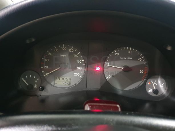 Volkswagen Sharan 1.9 TDI · Ano 1998