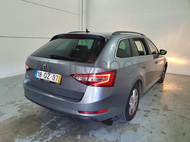 Skoda 1.6 TDI · Ano 2016