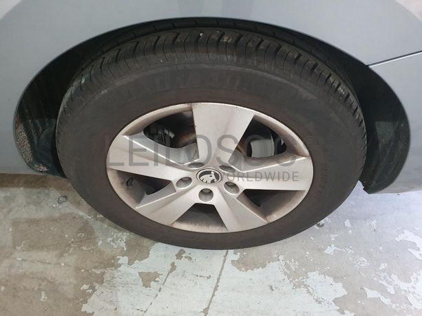 Skoda 1.6 TDI · Ano 2016