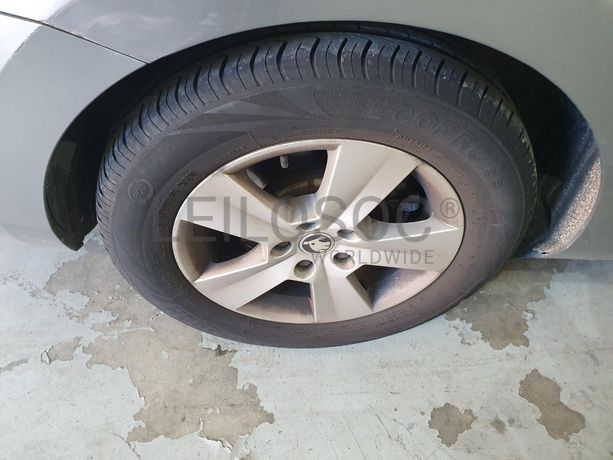 Skoda 1.6 TDI · Ano 2016