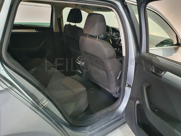 Skoda 1.6 TDI · Ano 2016