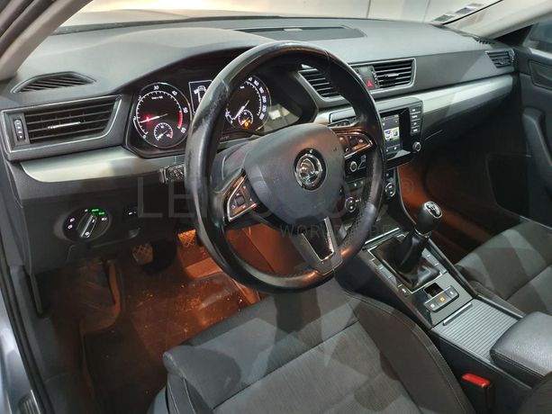 Skoda 1.6 TDI · Ano 2016