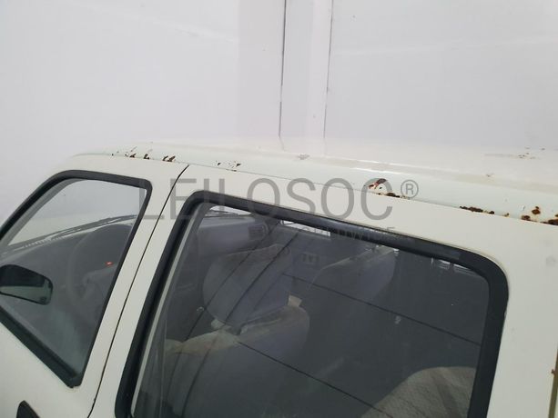 Toyota Hilux 2.4D · Ano 1990