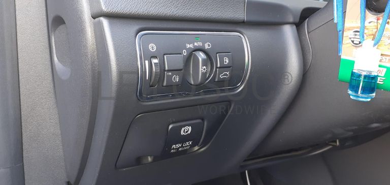 Volvo V60 2.0 · Ano 2014