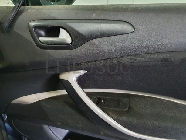 Citroën C5 1.6 HDI · Ano 2012