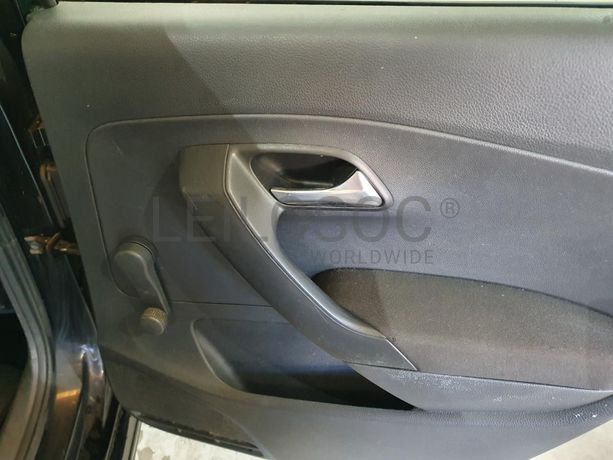 Volkswagen Polo 1.2 TDI · Ano 2012