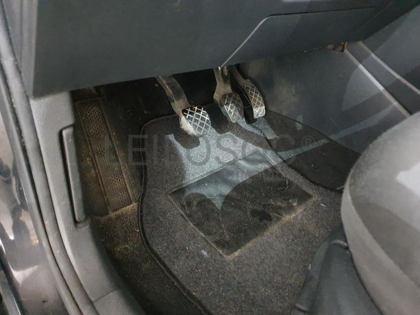 Volkswagen Polo 1.2 TDI · Ano 2012