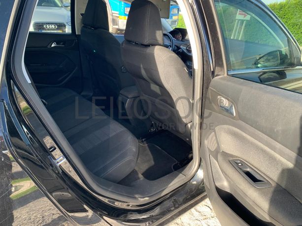 Peugeot 308 1.6 BlueHDI · Ano 2015