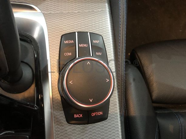 BMW 530E · Elétrico/Gasolina · Ano 2017