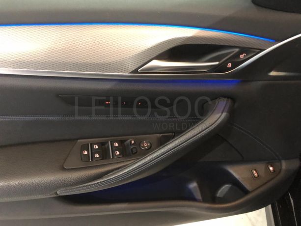 BMW 530E · Elétrico/Gasolina · Ano 2017