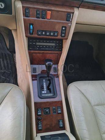 Mercedes-Benz 300E 24V · Ano 1995