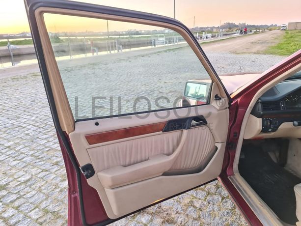 Mercedes-Benz 300E 24V · Ano 1995