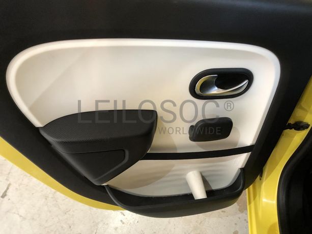 Renault Twingo · Ano 2015