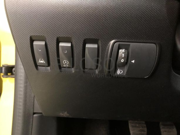 Renault Twingo · Ano 2015