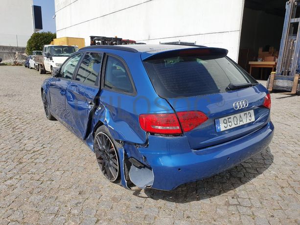 Audi A4 2.0 TDI · Ano 2012