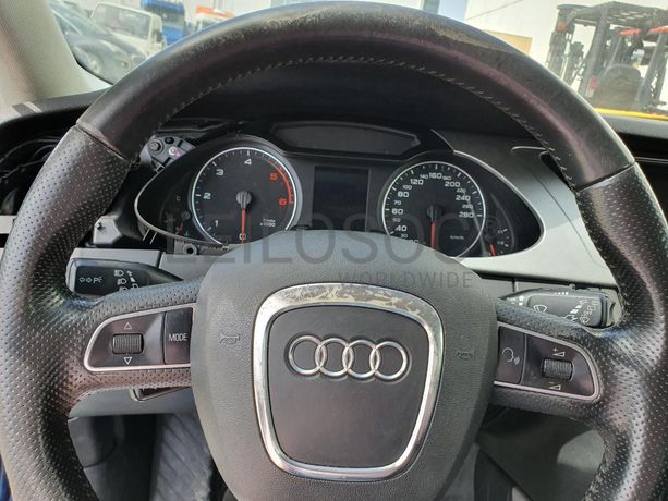 Audi A4 2.0 TDI · Ano 2012