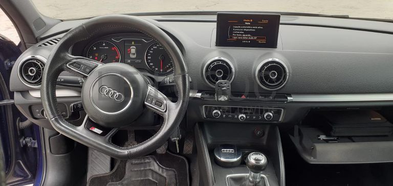 Audi A3 1.6 TDI · Ano 2014