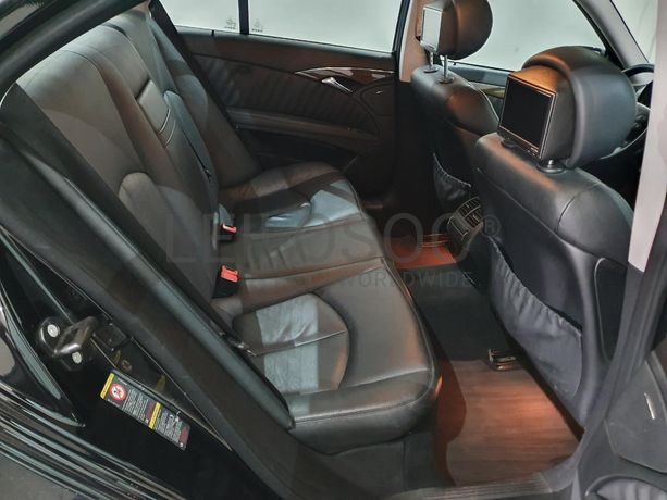 Mercedes-Benz E320 CDI · Ano 2008