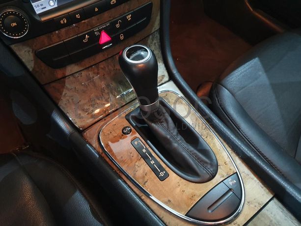 Mercedes-Benz E320 CDI · Ano 2008