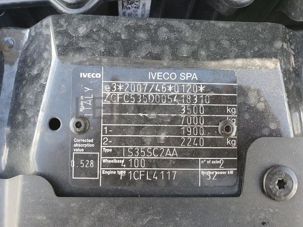 Iveco Daily 35-180 · Ano 2021