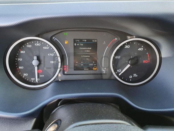 Iveco Daily 35-180 · Ano 2021