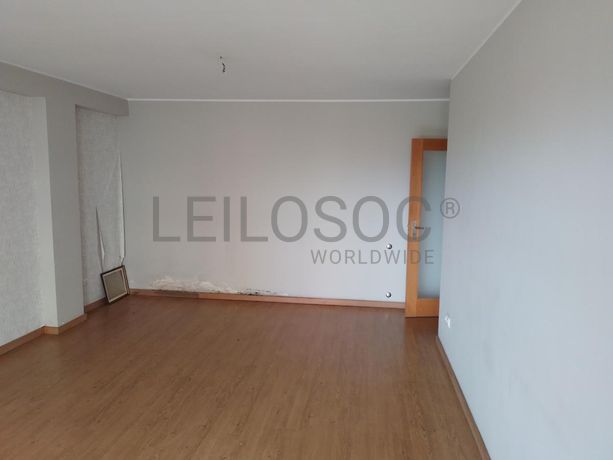 Apartamento T2 + Lugar de garagem · Vila Nova de Gaia