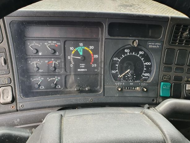 Scania 360 com Grua Atlas · Ano 1998