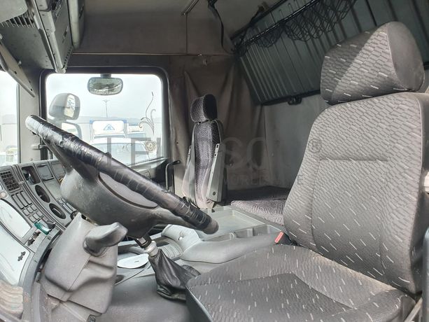 Scania 360 com Grua Atlas · Ano 1998