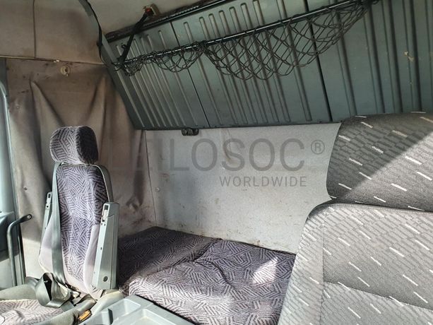 Scania 360 com Grua Atlas · Ano 1998