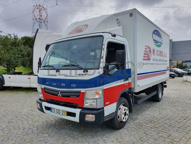Mitsubishi Canter Fuso 7C18 · Ano 2013