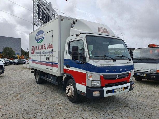 Mitsubishi Canter Fuso 7C18 · Ano 2013