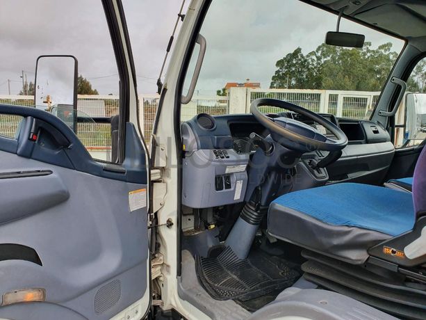 Mitsubishi Canter Fuso 7C18 · Ano 2013