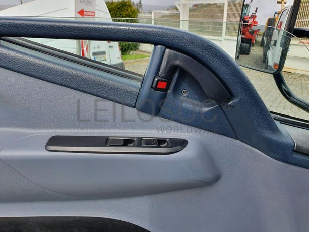 Mitsubishi Canter Fuso 7C18 · Ano 2013