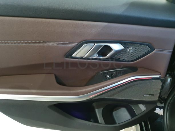 BMW 320D Sedan · Ano 2018