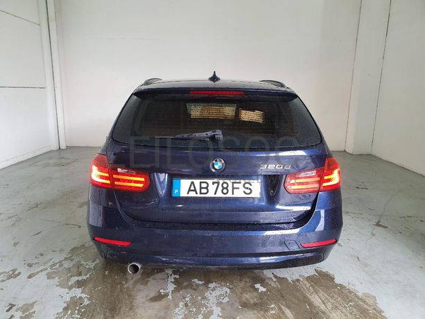BMW 320D 2.0 Touring · Ano 2015