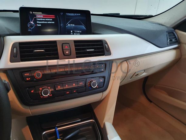 BMW 320D 2.0 Touring · Ano 2015