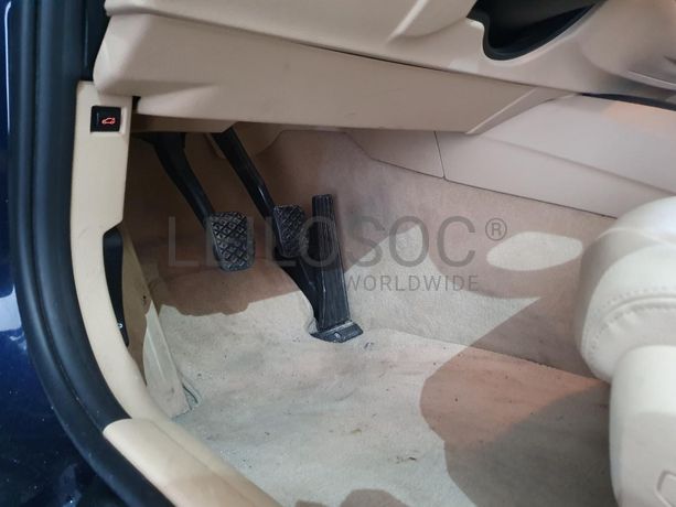 BMW 320D 2.0 Touring · Ano 2015