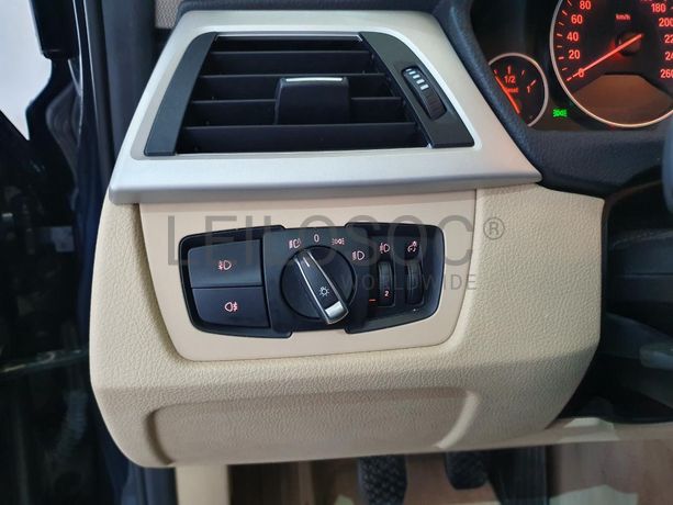 BMW 320D 2.0 Touring · Ano 2015