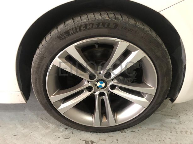 BMW 320 D Touring · Ano 2013