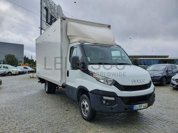 Iveco Daily 35-170 · Ano 2016