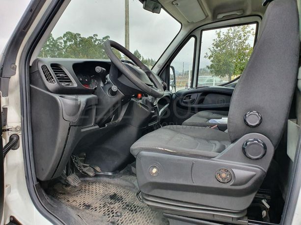 Iveco Daily 35-170 · Ano 2016