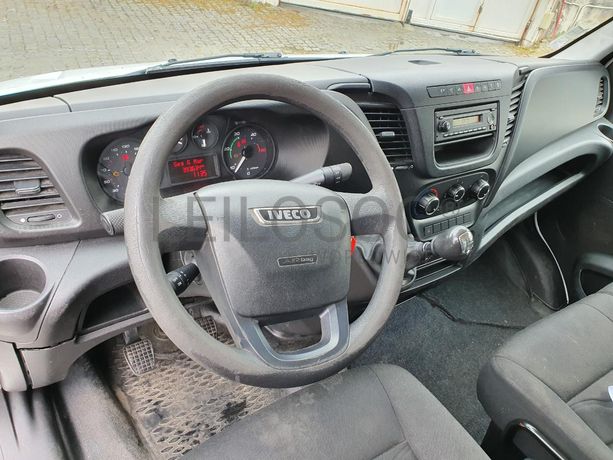 Iveco Daily 35-170 · Ano 2016