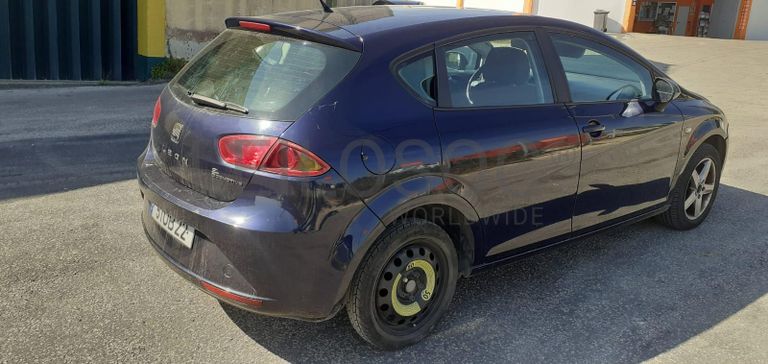 Seat Leon 1.6 TDI · Ano 2012