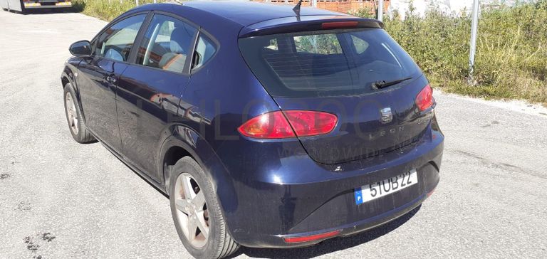 Seat Leon 1.6 TDI · Ano 2012