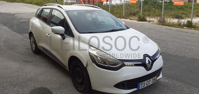 Renault Clio 1.5 DCI · Ano 2014