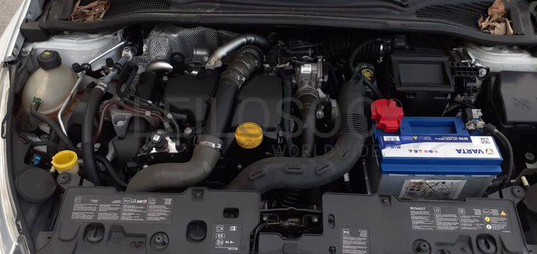 Renault Clio 1.5 DCI · Ano 2014