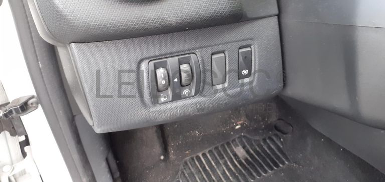 Renault Clio 1.5 DCI · Ano 2014