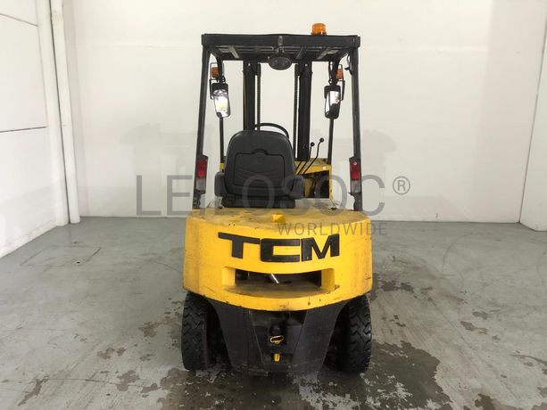 Empilhador TCM FD20Z2S